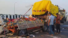tempo-collided-with-truck