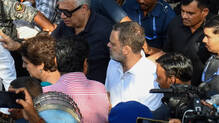 rahul-priyanka-released--hours-after--protests