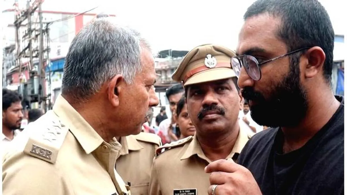 കൊച്ചി : എറണാകുളത്ത് സിനഗോഗിന് തീയിട്ട കേസിലെ പ്രതി എബിൻ പോളിന് ഗുണ്ടാസംഘമായ ലോറൻസ് ബിഷ്ണോയ് ഗ്യാങ്ങുമായി ബന്ധമുണ്ടെന്ന് സംശയം.