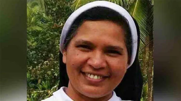 sister-lucy