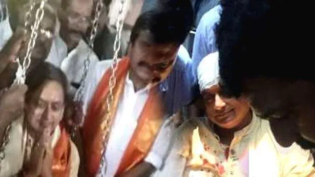 tharoor