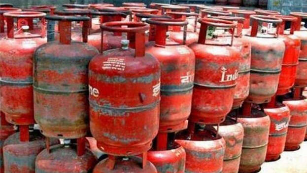 Non-subsidised cooking gas price cut by a record Rs 162.50 per cylinder - INDIA - GENERAL | Kerala Kaumudi Online