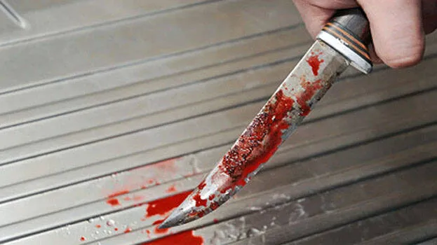 man-stabbed
