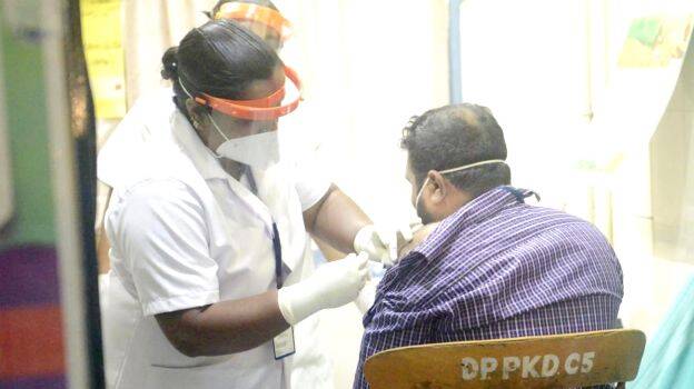 7891 persons receive Covid vaccine in Kerala on day 2 ...