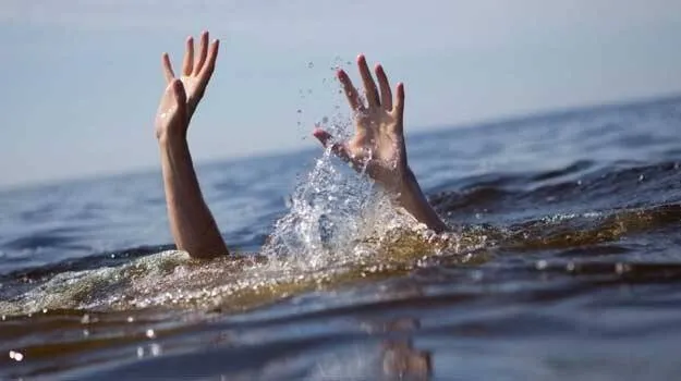 drown