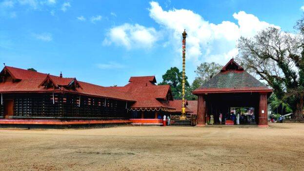 thuravoor-temple