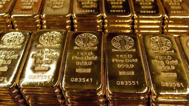 gold-smuggling