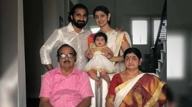 divya-unni