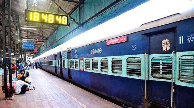 Railways withdraws increased platform ticket prices, restores old rate of  Rs 10 - KERALA - GENERAL | Kerala Kaumudi Online