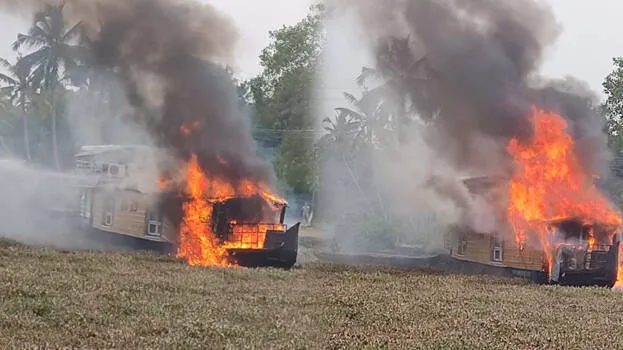 boat-fire