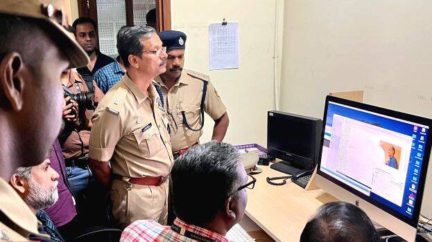 Police conduct raid at Asianet news office; political leaders come out with  protest - KERALA - GENERAL | Kerala Kaumudi Online