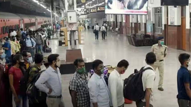 Patnasexvideo - Porn star's reply to her video displayed on TV screens in Bihar railway  station goes viral - INDIA - GENERAL | Kerala Kaumudi Online