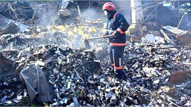 warehouse-fire-suspicion