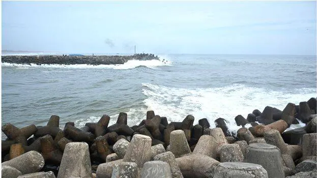 muthalapozhi-beach