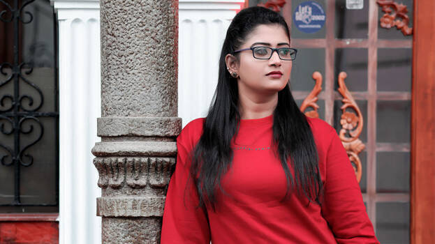 Serial-film actor Renjusha Menon found dead at her residence in Thiruvananthapuram | Allawardsnews