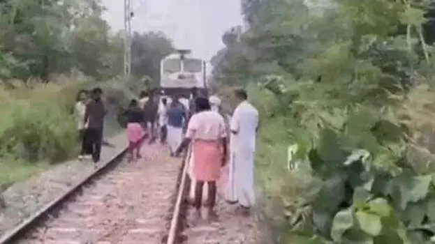 train-derails