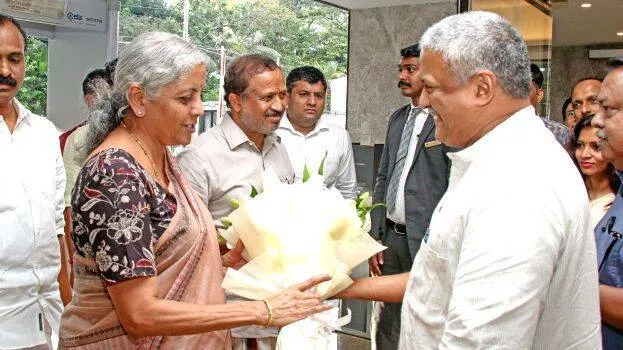 nirmala-sitharaman