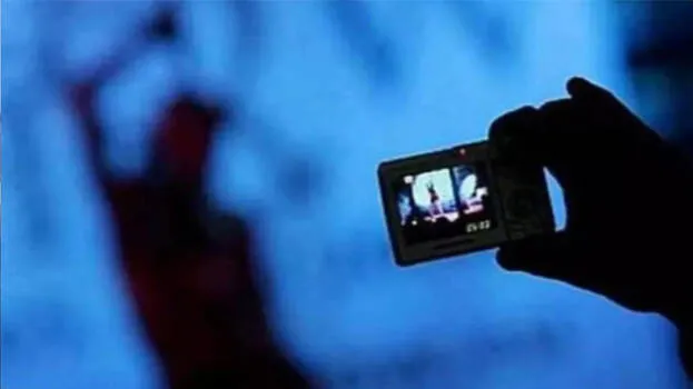 camera-