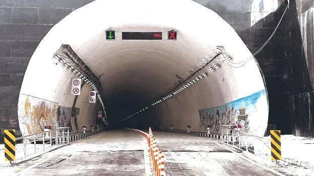 sela-tunnel