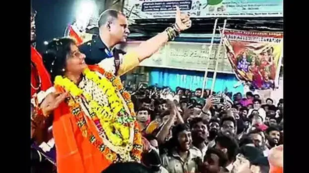 kompella-madhavi-latha-hy