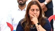 radhika-khera-leaves-cong