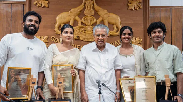 pinarayi-vijayan-kerala-p