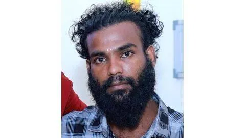 vizhinjam-navy-yotuh-body