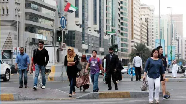 expatriates-