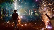 new-delhi-india-crackers-