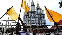 piravam-church