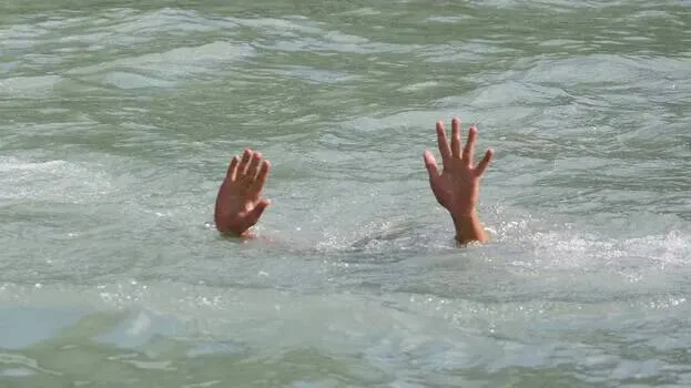 drown