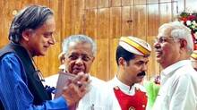 shashi-tharoor