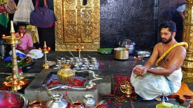 makaravilakku-
