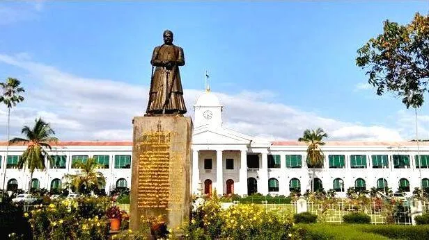 dies-non-kerala