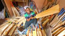 abbas-kochi-cricket-bat