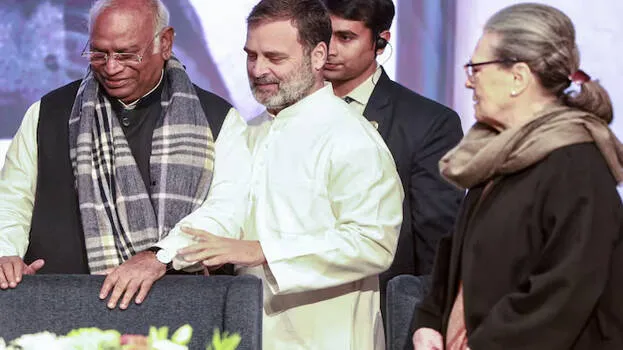 congress-bjp-aap-delhi-re
