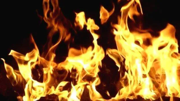 woman-sets-herself-ablaze