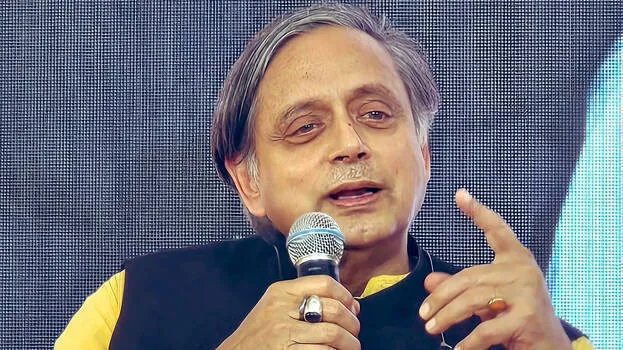 shashi-tharoor