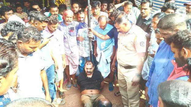 man-attempts-to-hack-wife