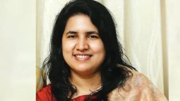 veena-vijayan veena-vijayan
