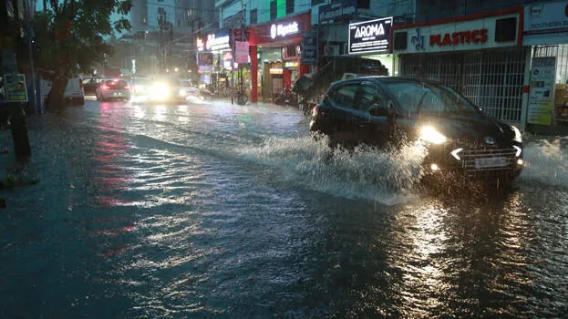 heavy-rain-in-kerala