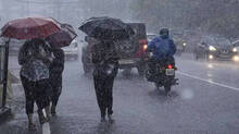 rains-kerala-holiday