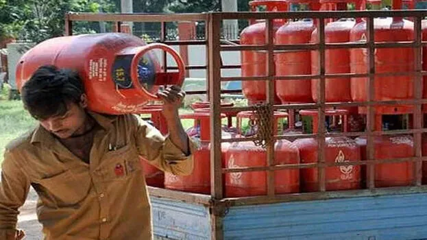 new-delhi-lpg-cooking-gas