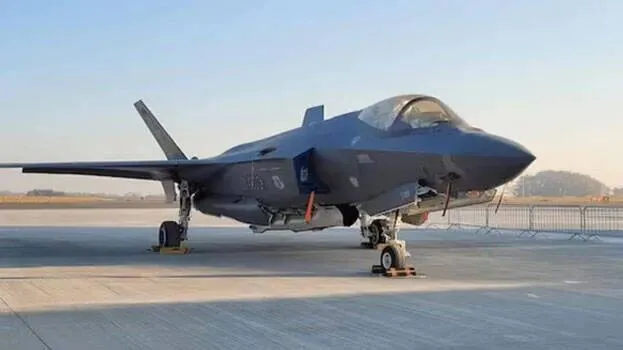 fighter-jet