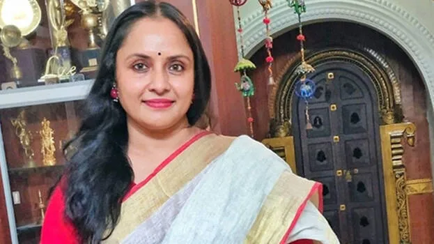 nisha-sarang-kerala-