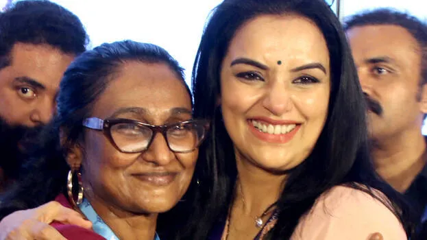 shwetha-menon-and-kukku