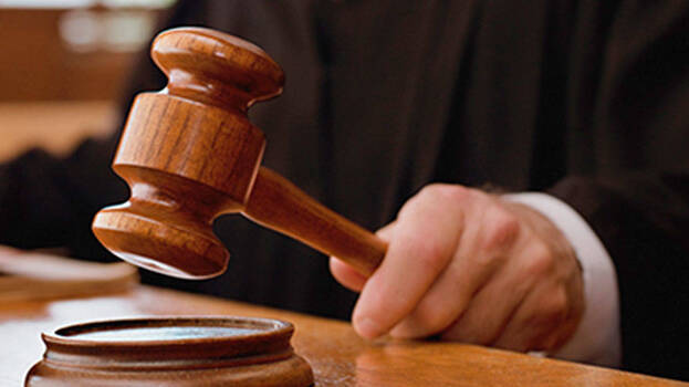 judge-