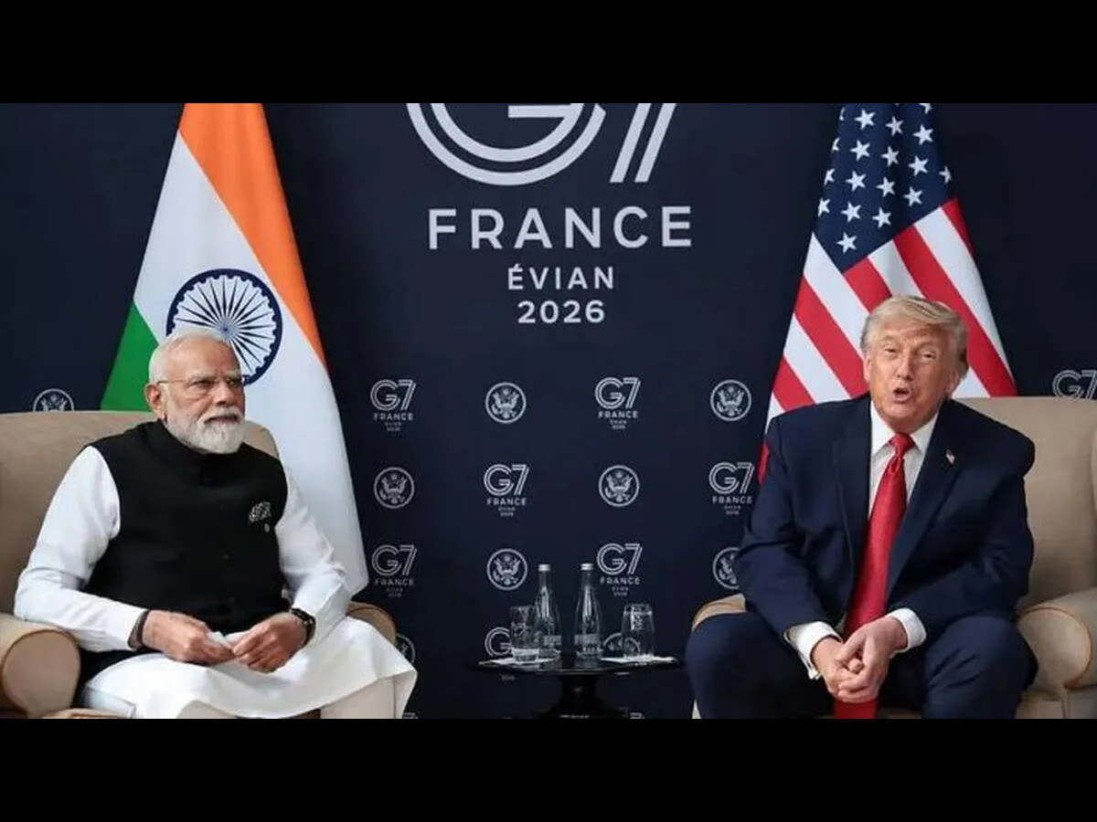 Just handshake, no trademark hug! Safety of Indian sailors paramount, PM Modi tells President Trump - WORLD - OTHERS | Kerala Kaumudi Online