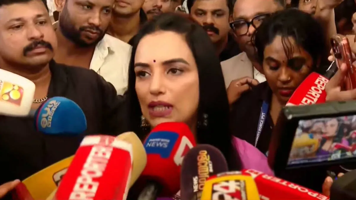 swetha-menon swetha-menon