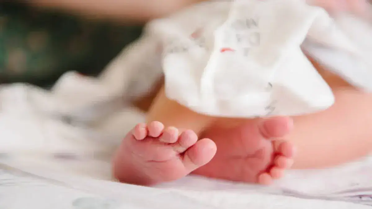 Woman delivers baby standing in govt hospital; new born sustains injuries in fall
